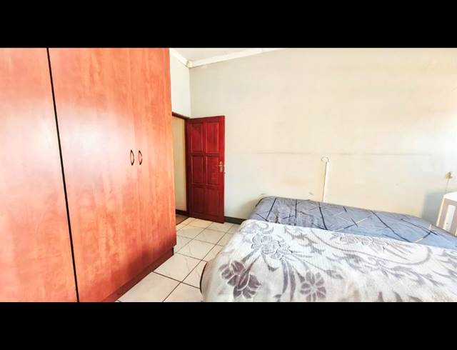 3 BEDROOM TOWNHOUSE FOR SALE IN ANNADALE